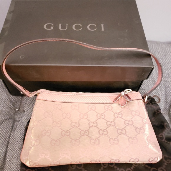 Gucci Handbags - Gucci Microguccissima Patent Leather Bag Pink